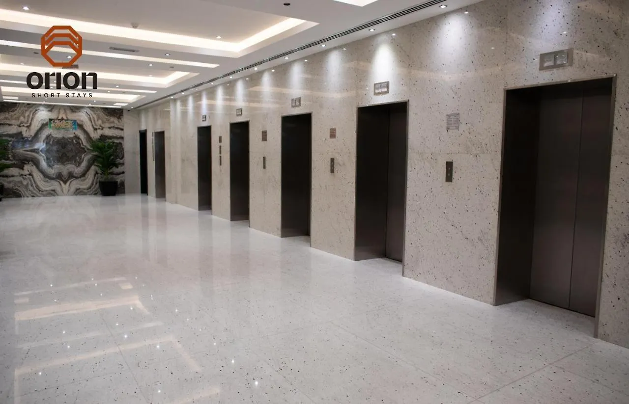 Canal View Studio: Dubai Mall Proximity & Luxury Amenities United Arab Emirates