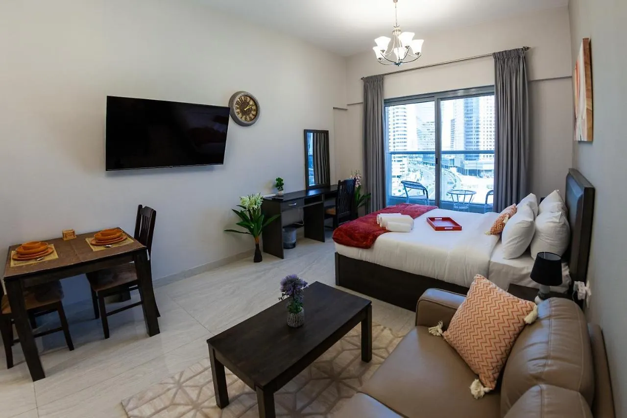 Apartment Canal View Studio: Dubai Mall Proximity & Luxury Amenities United Arab Emirates